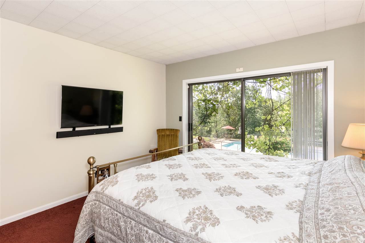 174 Sargent Rd