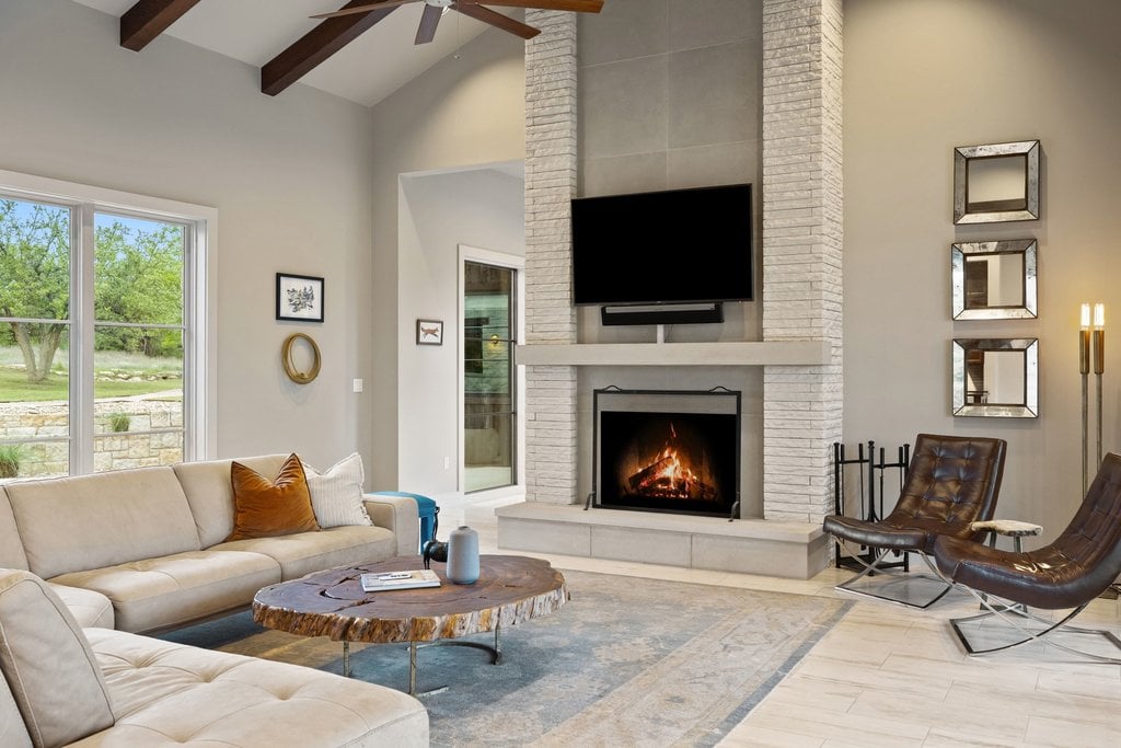 Horseman's Paradise in the heart of Dripping Springs