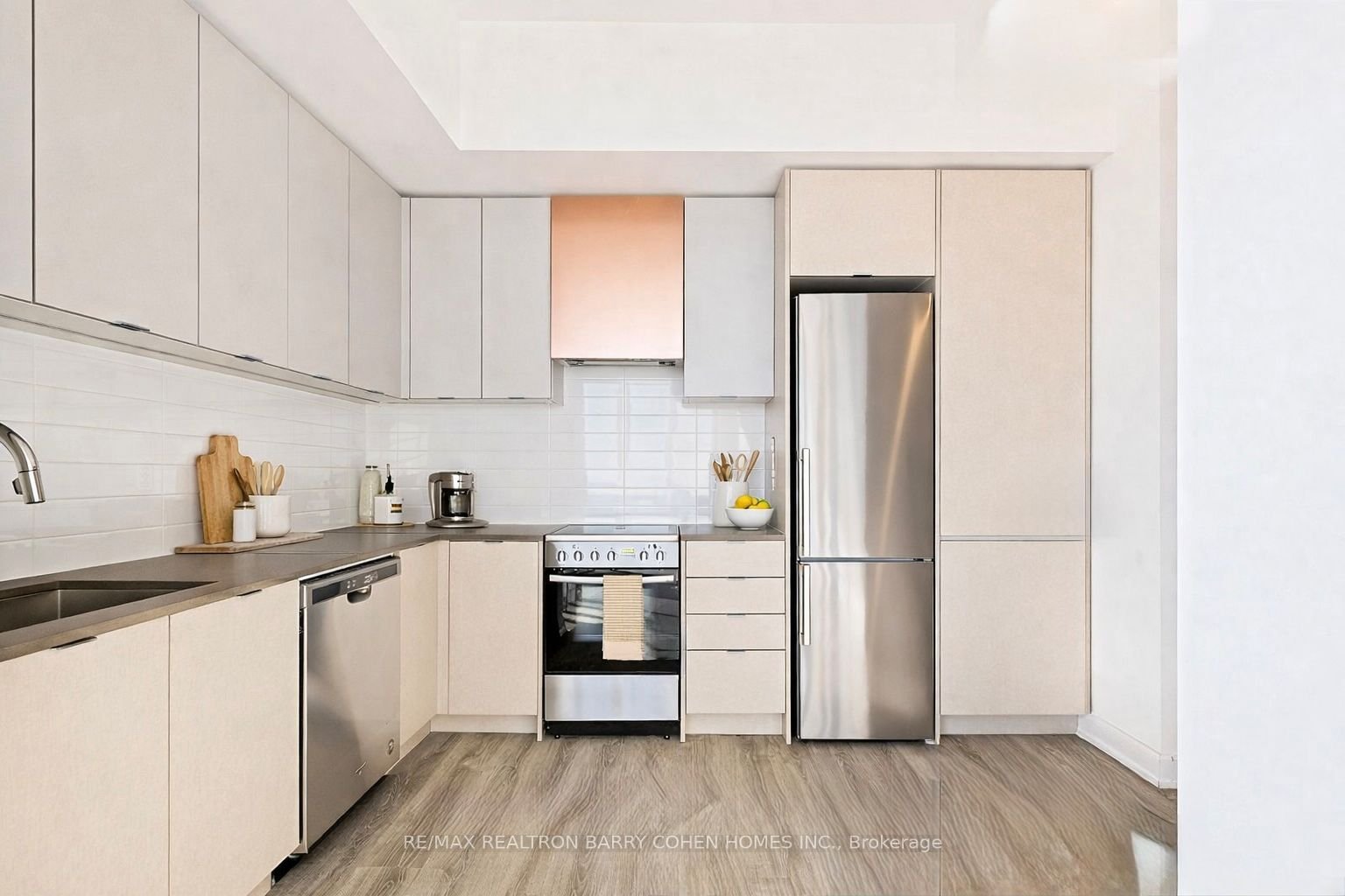 SOLD: Stunning Penthouse