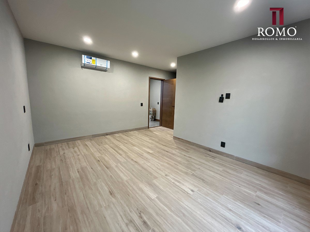 CASA CARRILLO EN VENTA EN BUGAMBILIAS $23'400,000.00 MN