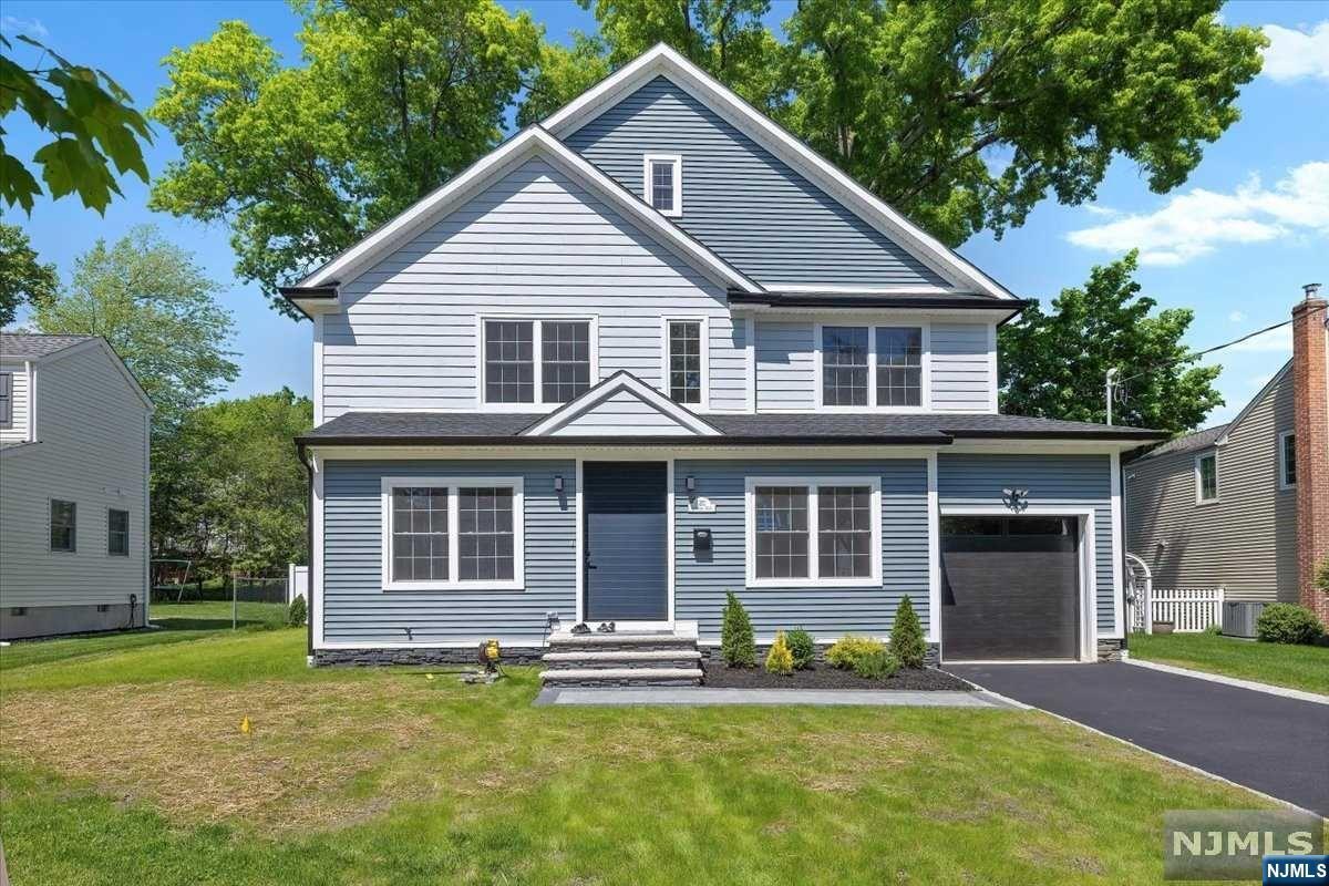 20 Lexington Dr