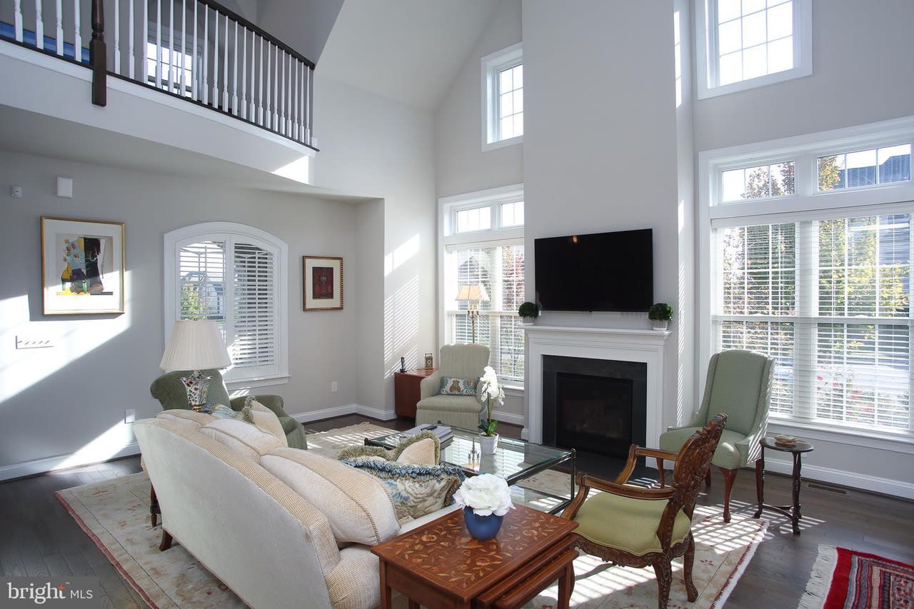 331 Whitemarsh Dr