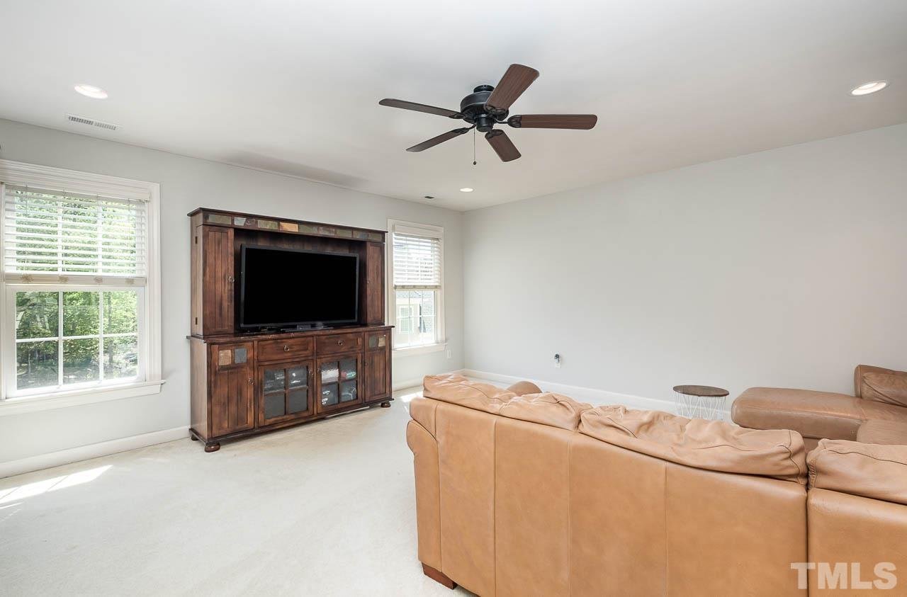 7324 Capulin Crest Drive