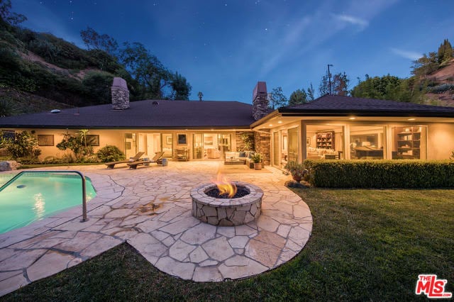 Sophisticated Mid-century Home