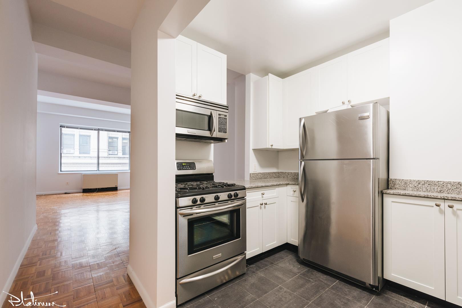 45 Wall Street, Apt 2519