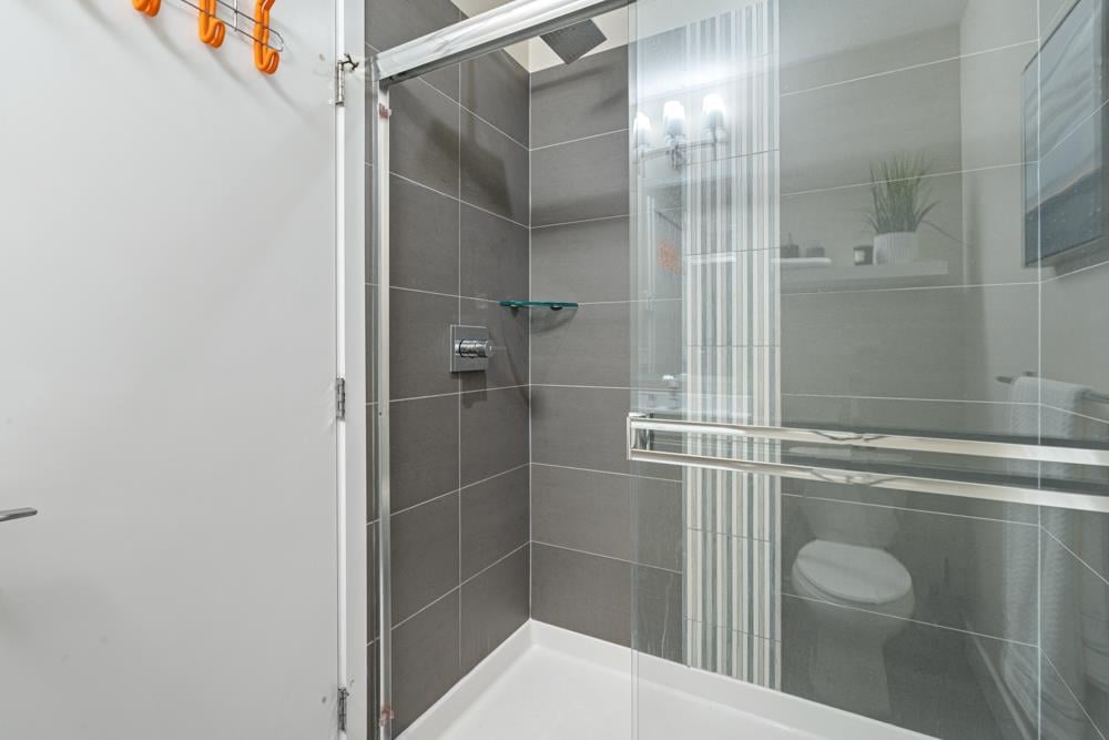 124-2228 162 St
