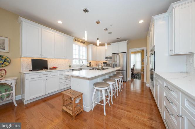 1109 Riverview Ln