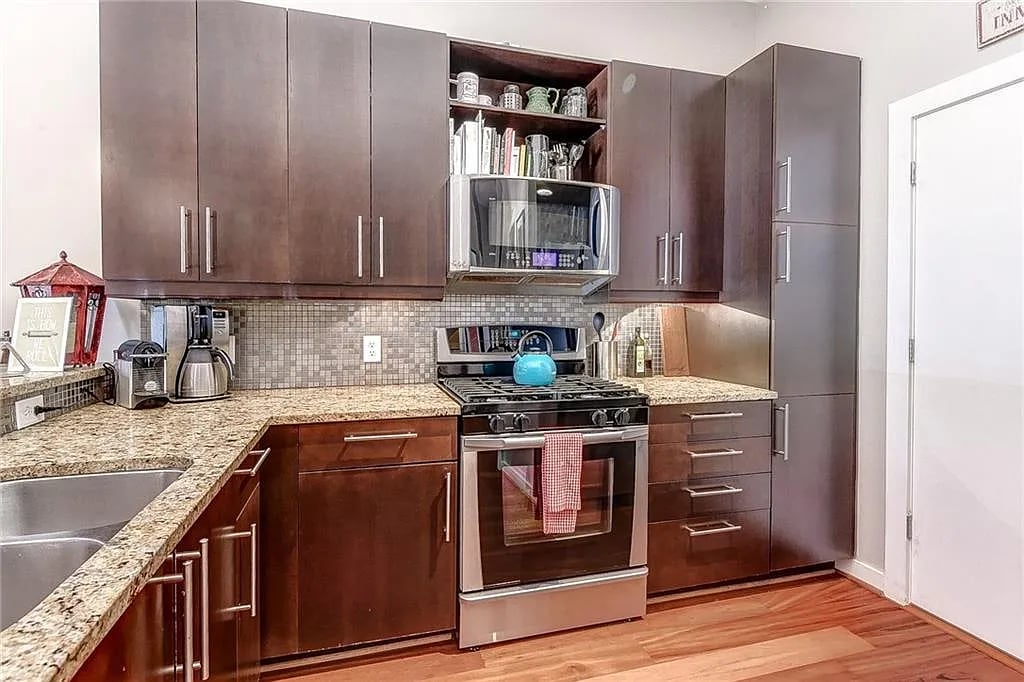 870 Inman Village Pkwy NE
