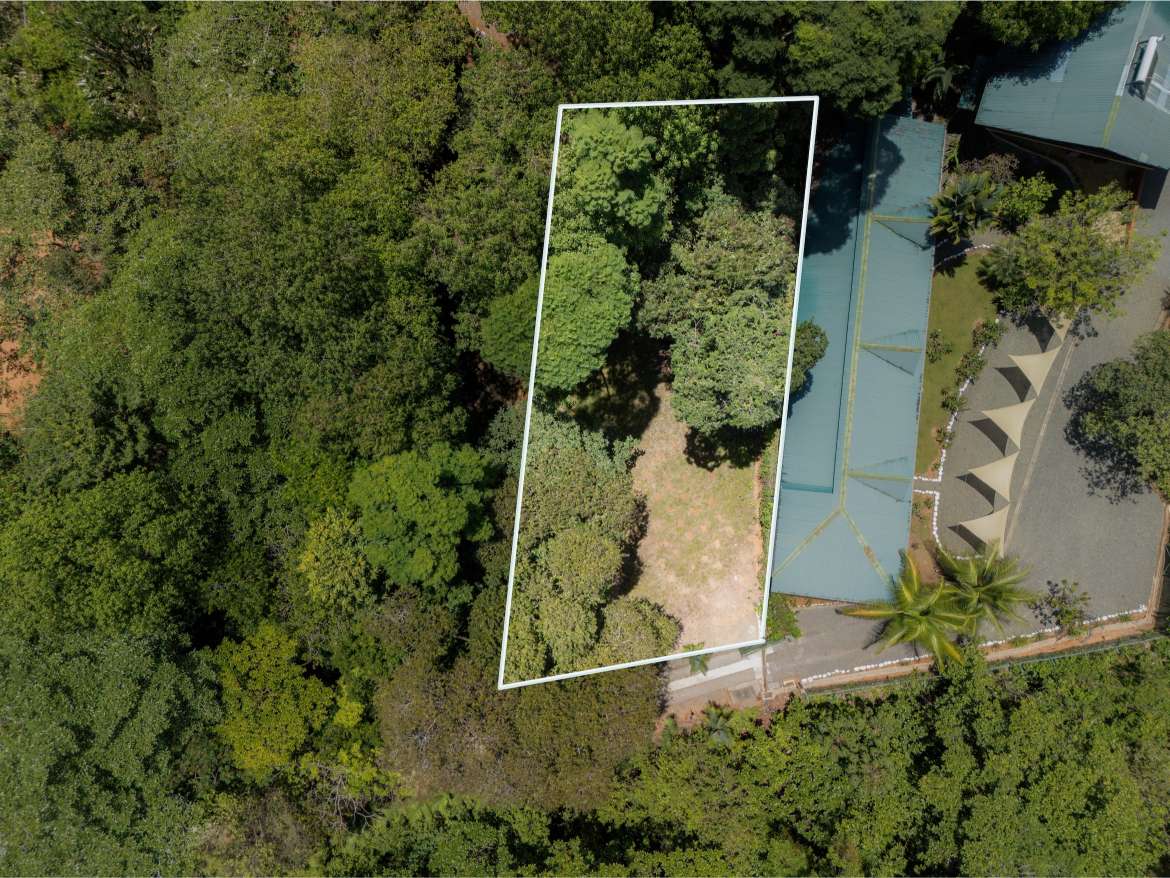 Uvita Ready-to-Build Lot Near the Beach – Commercial or Residential Potential
