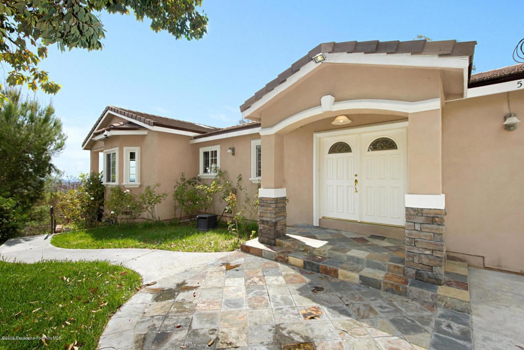 530 Vista Del Llano Dr