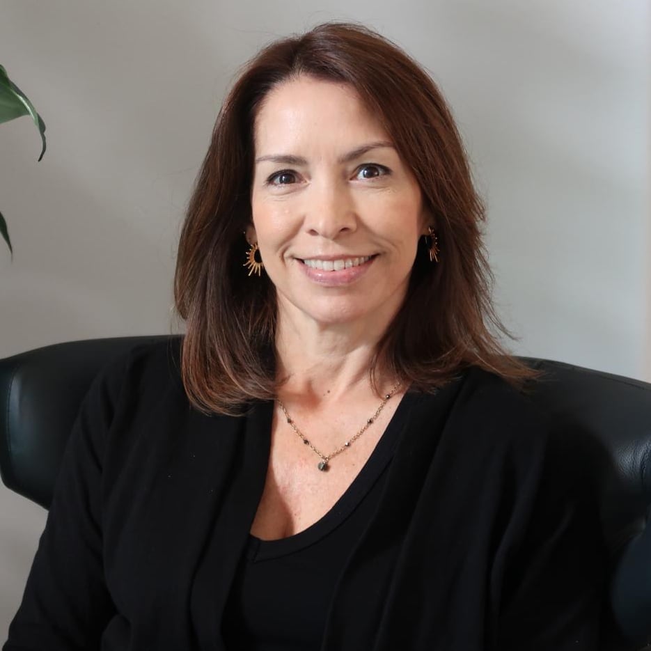 Erika Perez Houston, TX Real Estate Agent Headshot