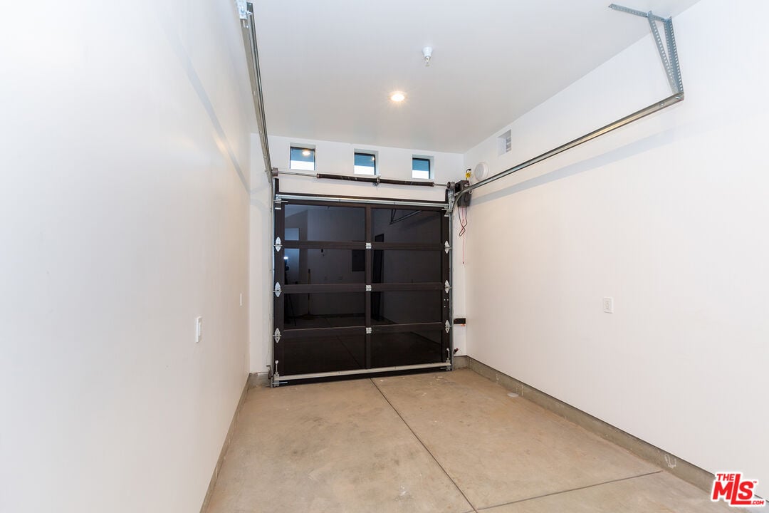 1635 S Sherbourne Dr