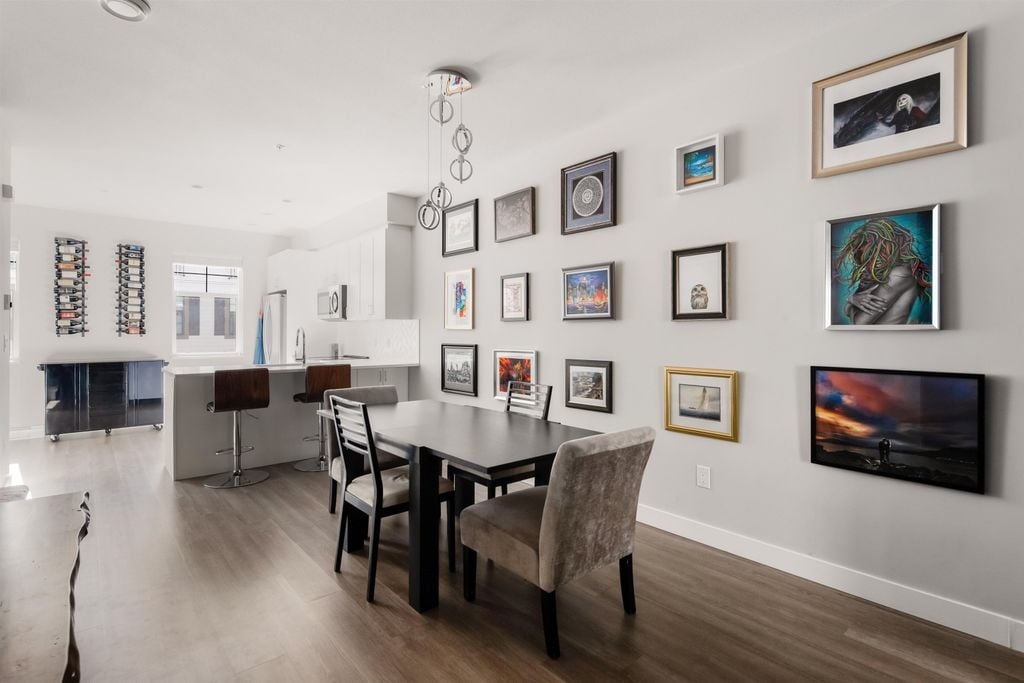 1818 Harbour St, #4