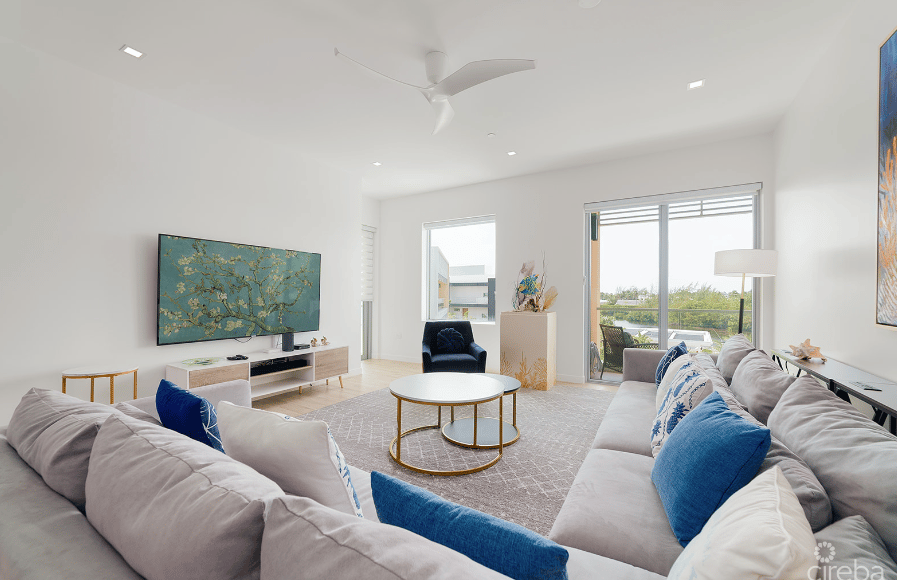 ONE CANAL POINT PENTHOUSE WITH COVERED ROOF TERRACE
