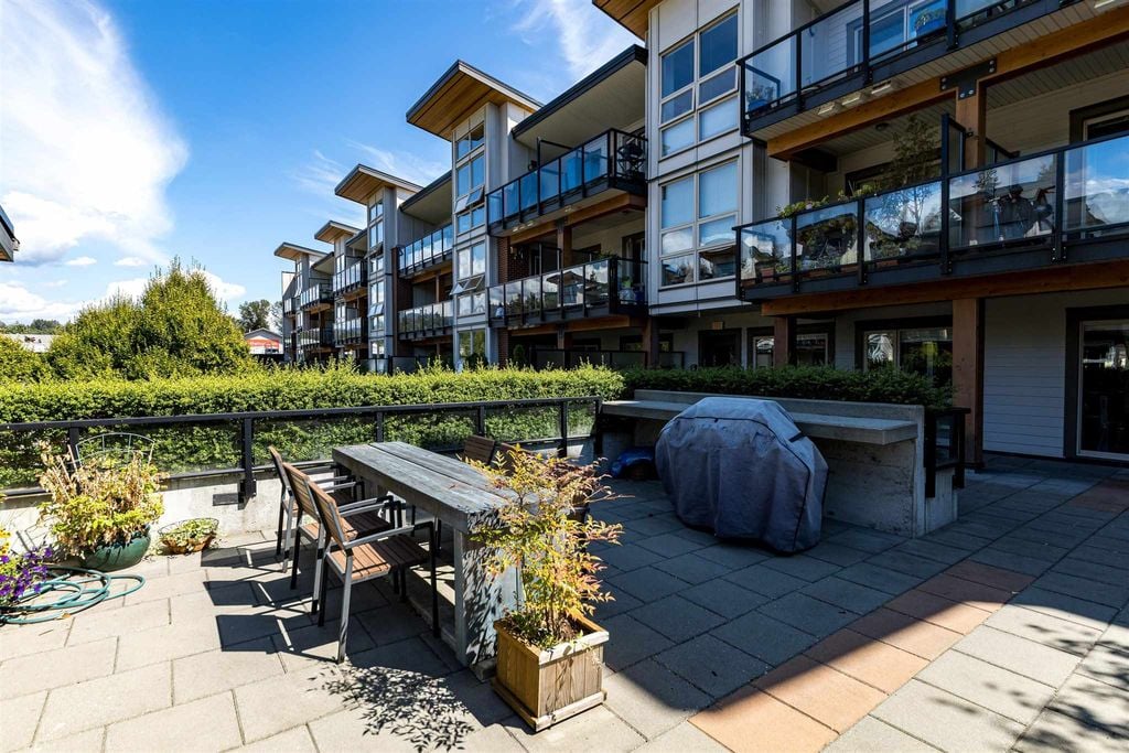 1177 Marine Dr, #311