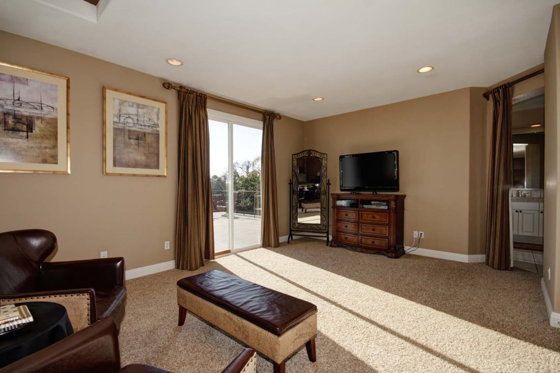 Gorgeous Gated Roseville Listing on 13th Hole at Diamond Oaks!