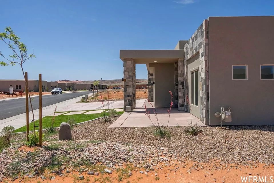 HIDEAWAY RETREAT