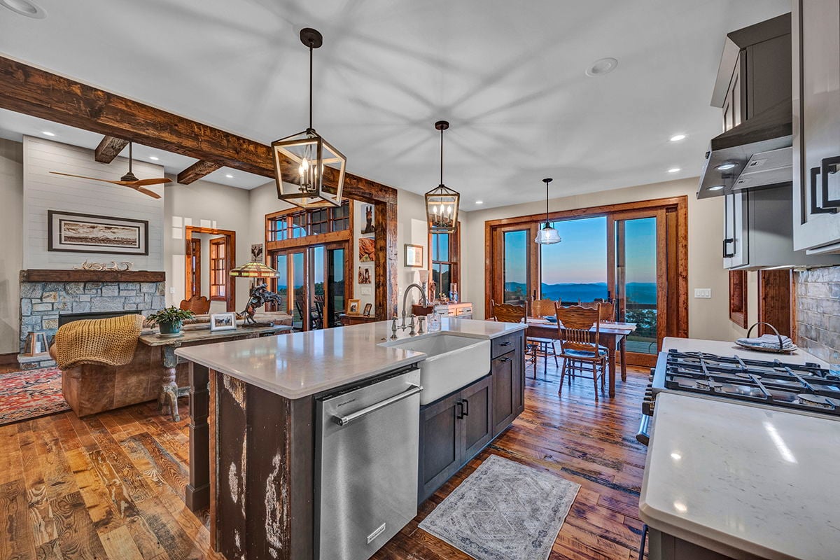 Sorrel Sky Farm Luxury Mountain Equestrian Estate