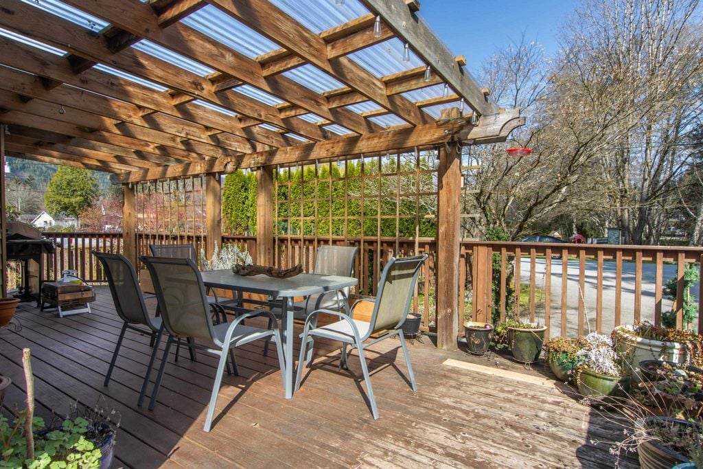 26 Bracken Pkwy