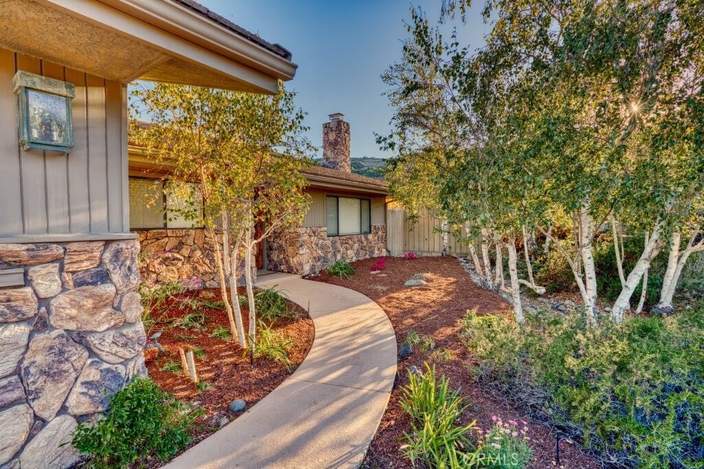 1743 Quail Dr