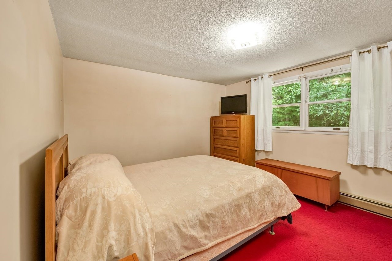 10 Reservoir Rd