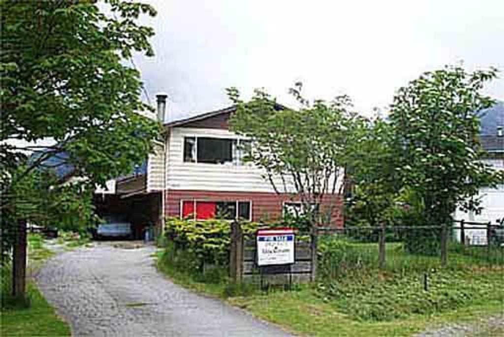 38151 Lombardy Cres