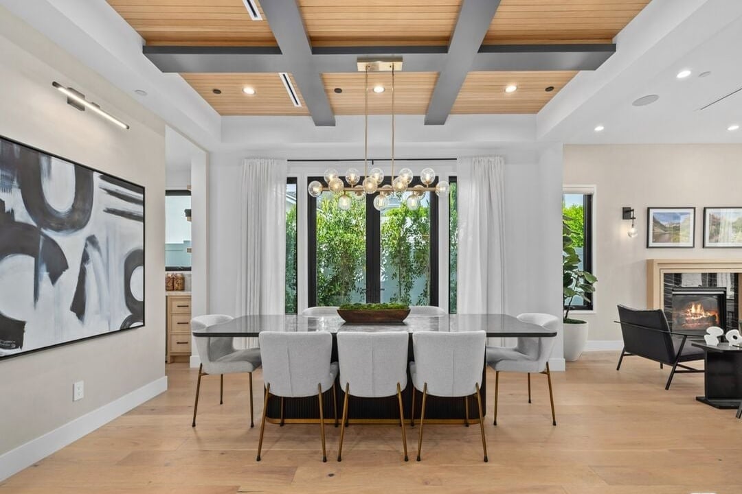 Fairmont Reserve, S Bundy Dr, 90049