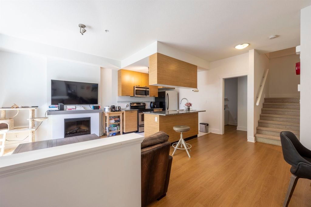 7418 Byrnepark Walk, #104