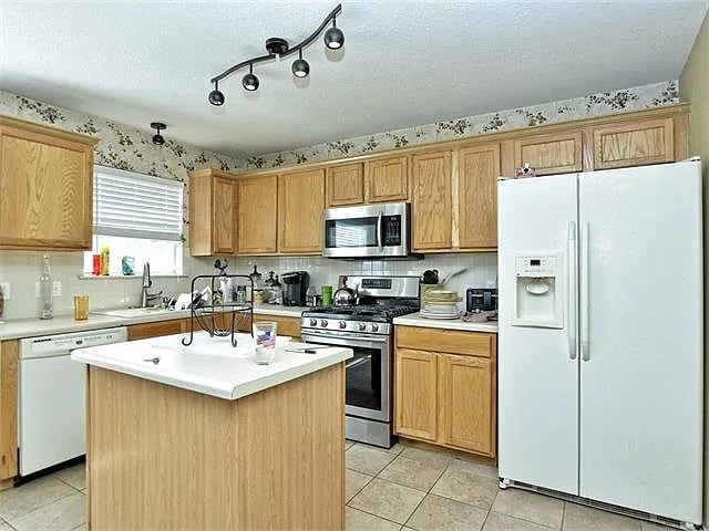 15205 Katies Corner Ln