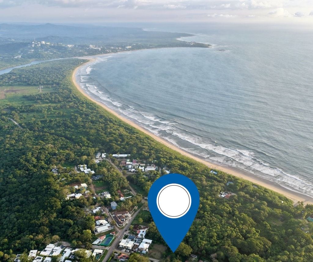 D78 | Extra-Large 1,911 m² Lot in Playa Grande Estates