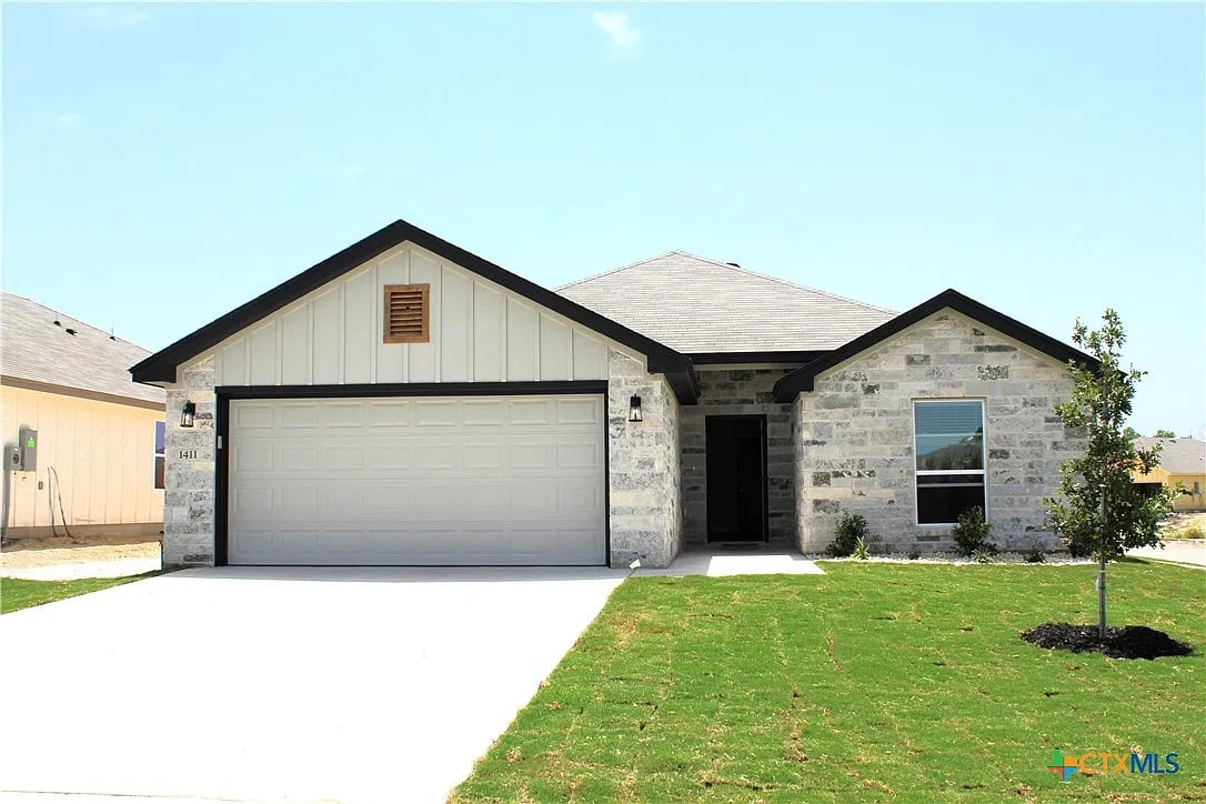 1411 Flatland Trail