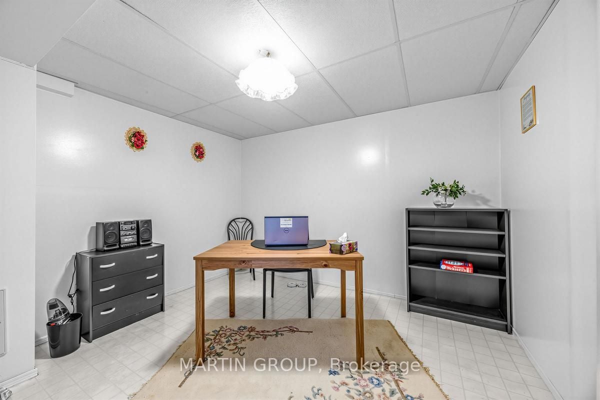 1529 Beechlawn Dr