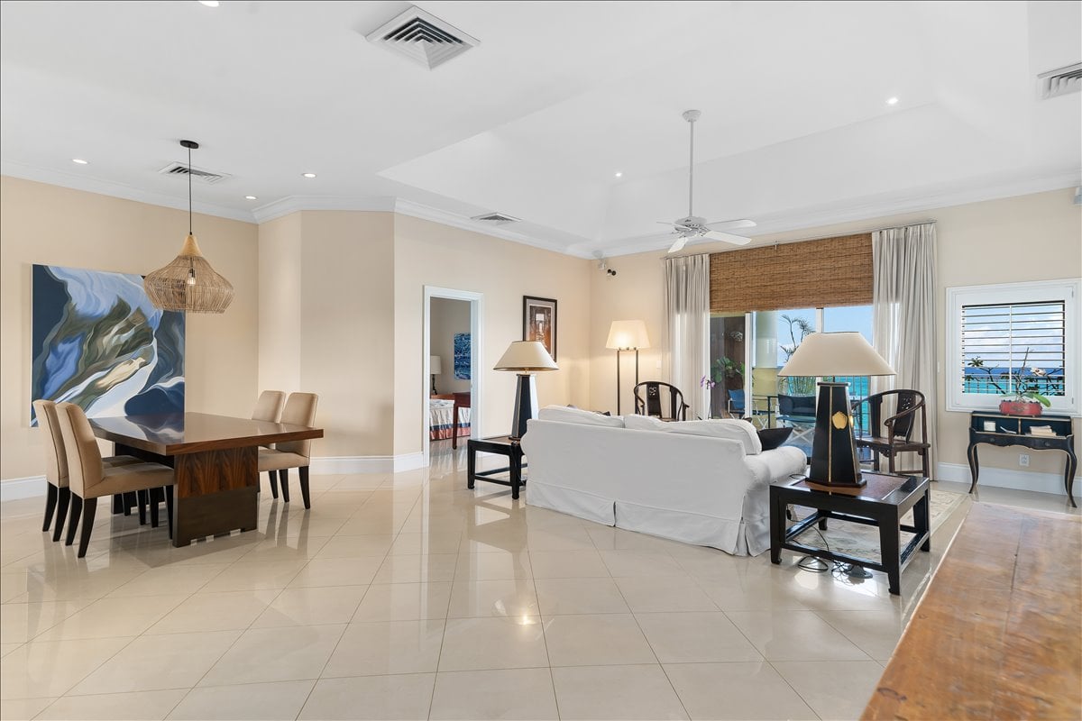 4C Caves Heights
