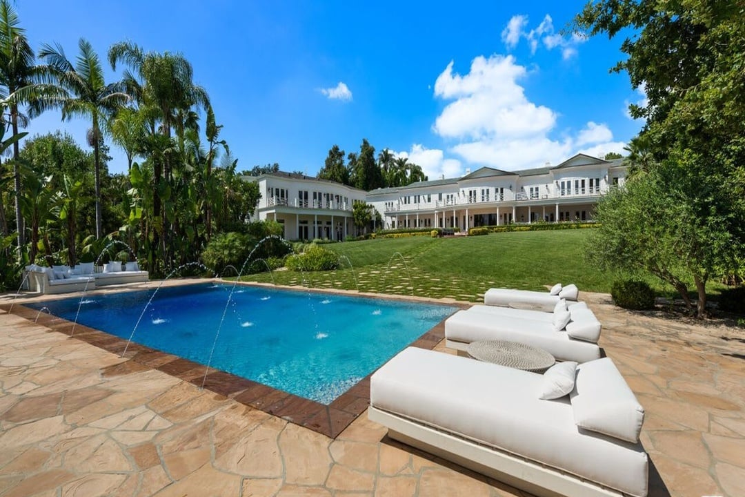 Infinity Opulent