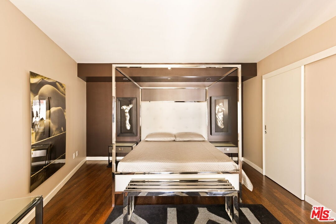 6250 Hollywood Blvd, #8A