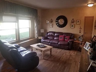 3523 Woodridge Trl