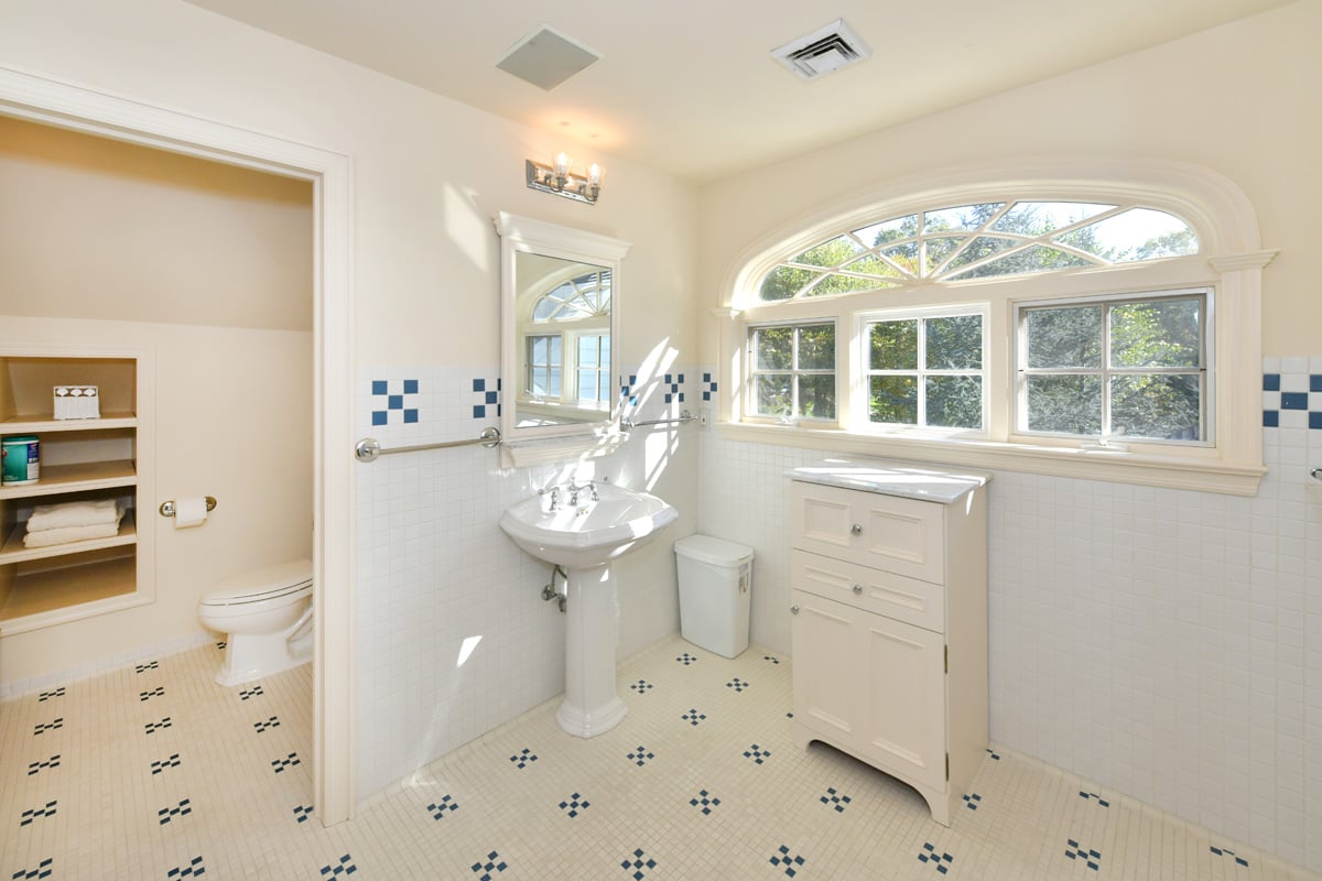 18 Powderhorn Rd