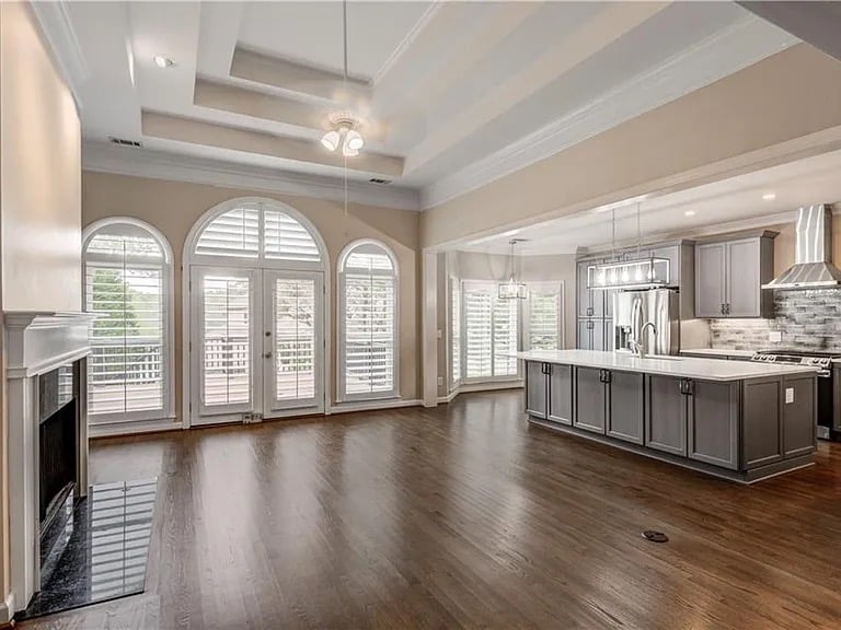 8115 Rocky Ridge