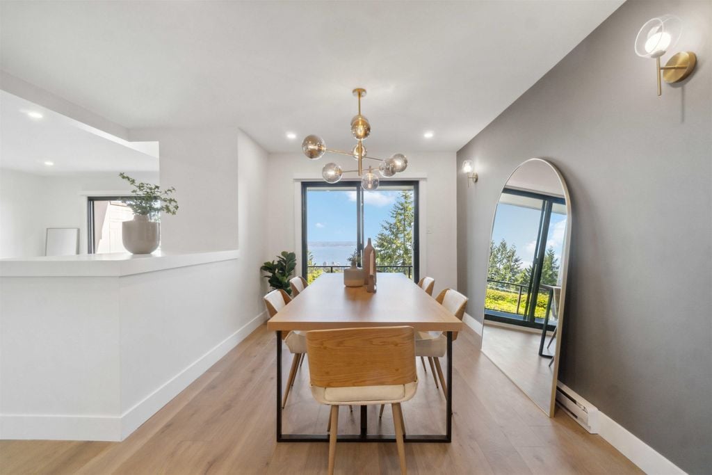 2206 Folkestone Way, #9