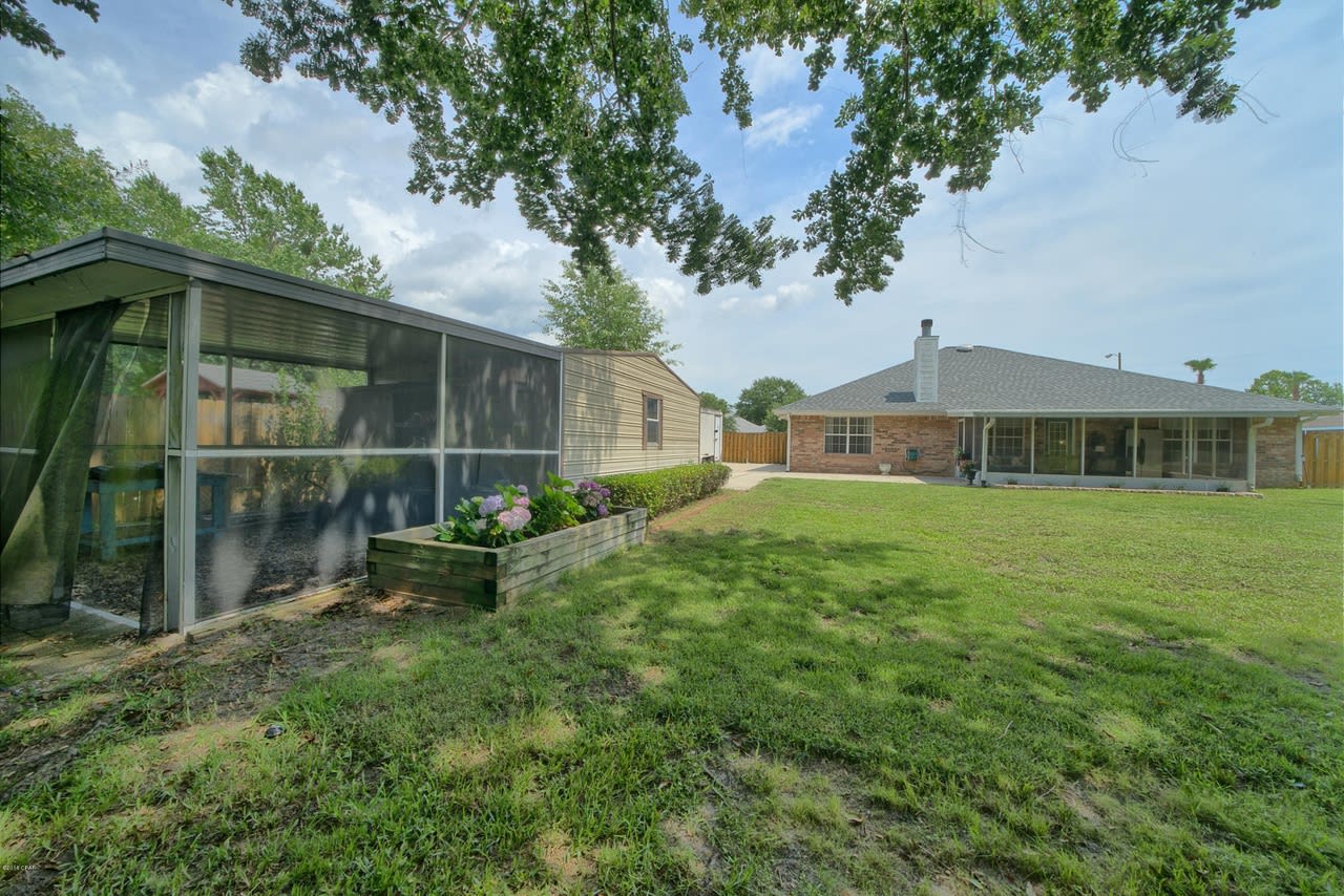 1416 DUNNETT Road