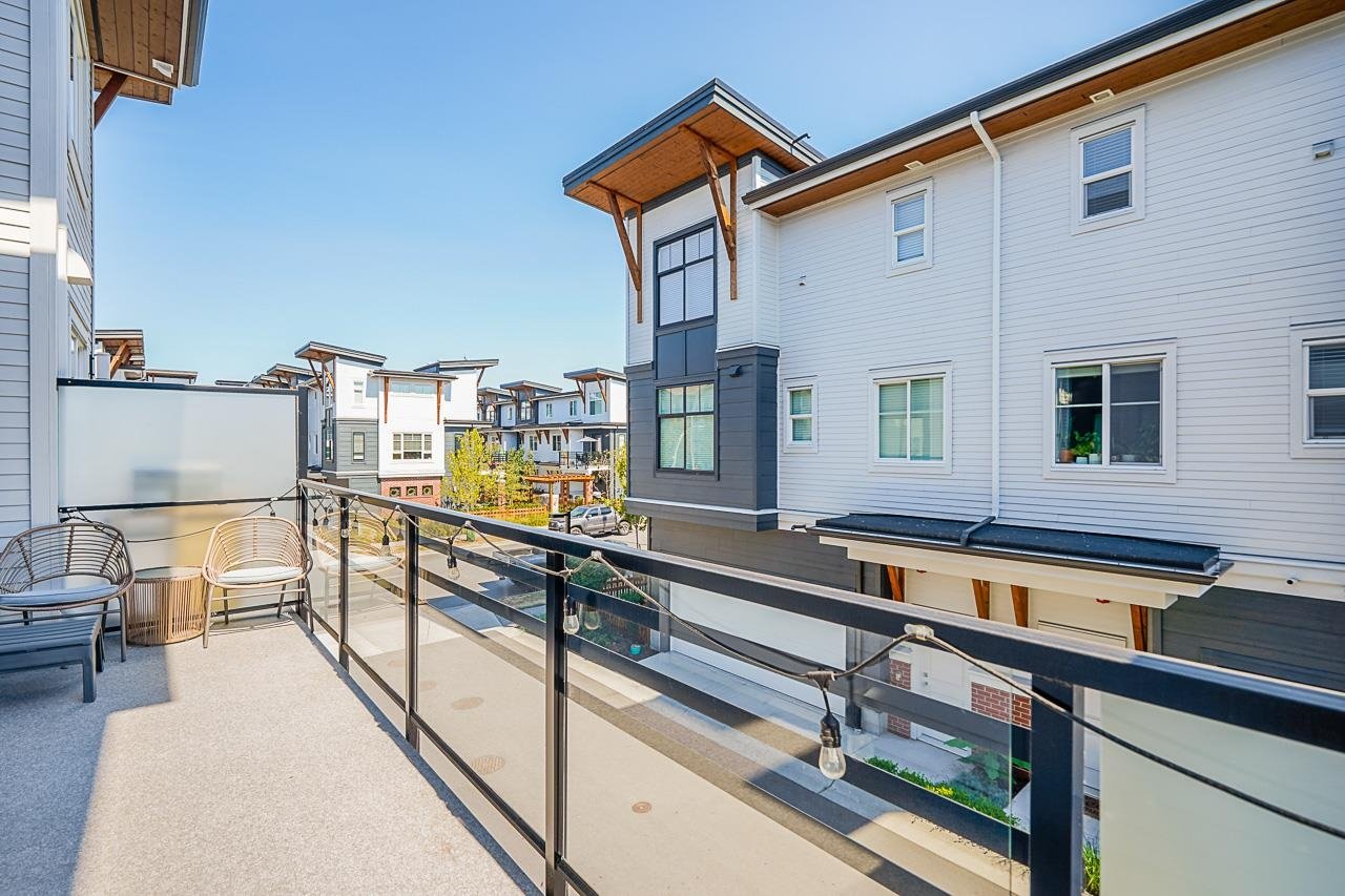 2-22128 48a Ave