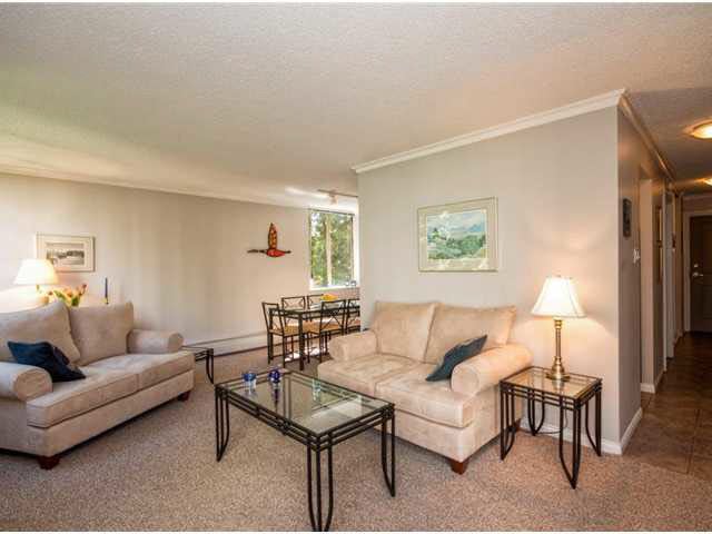 408-2004 Fullerton Ave