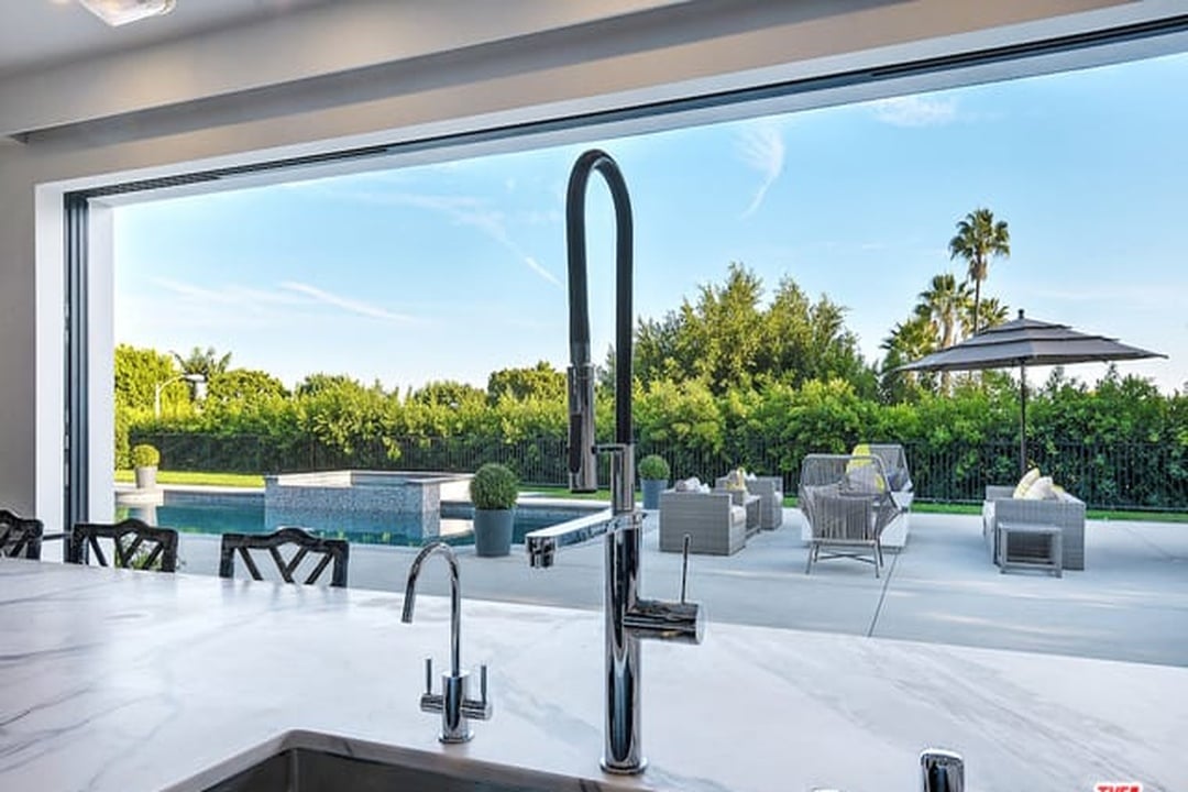 Eminence Azure