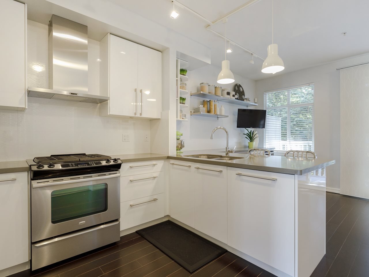 3208 Perrot Mews