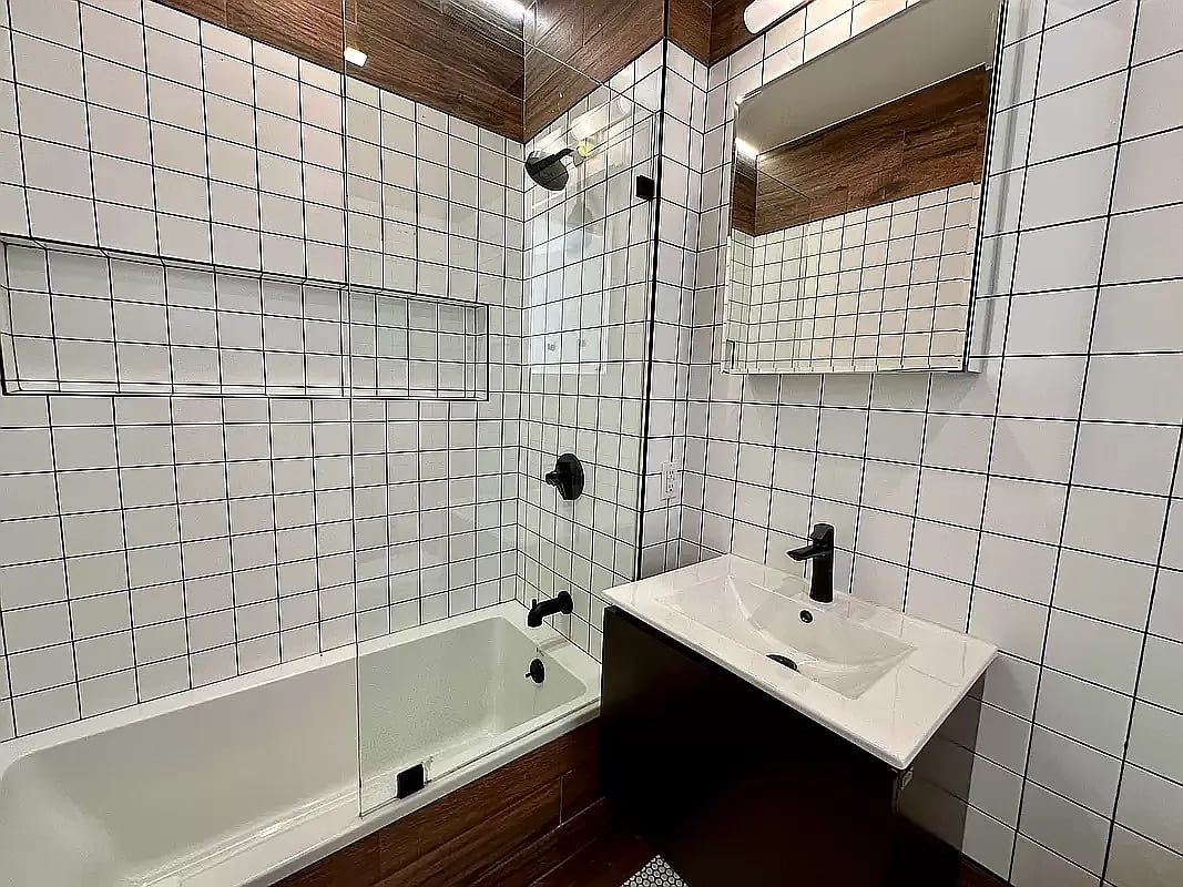 1516 Fulton Street 3C