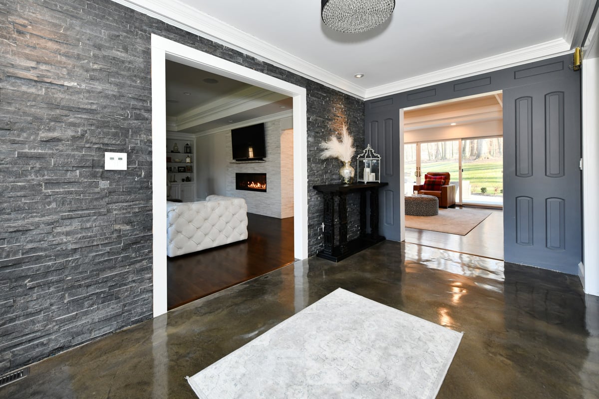 563 Eastgate Rd