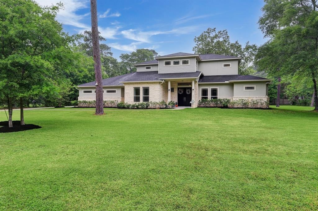 1301 Mistletoe Ln