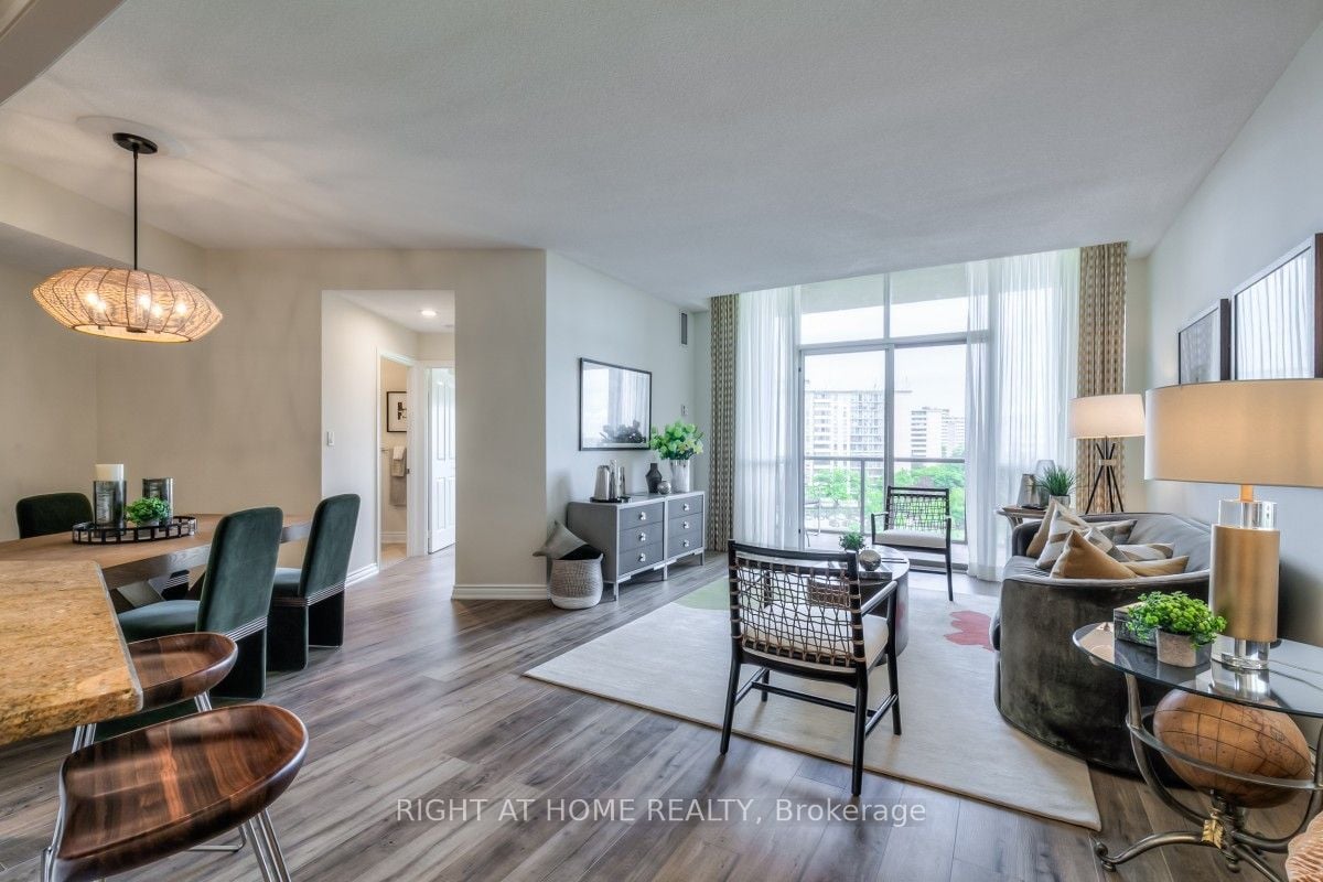 PALACE GATE PENTHOUSE 