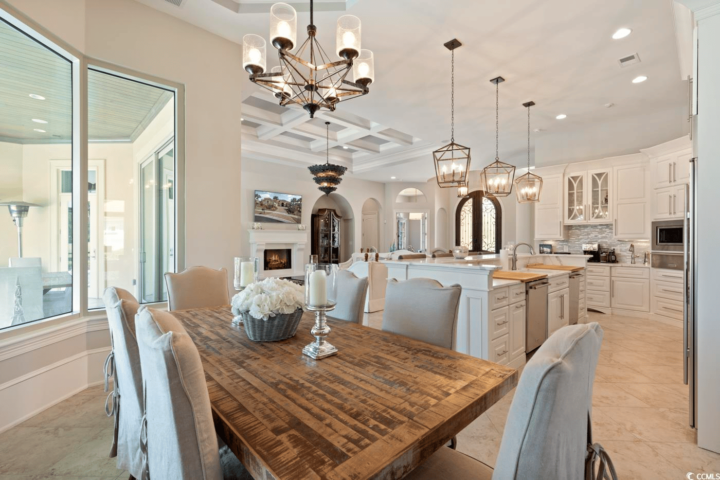 9568 Lugano Ct