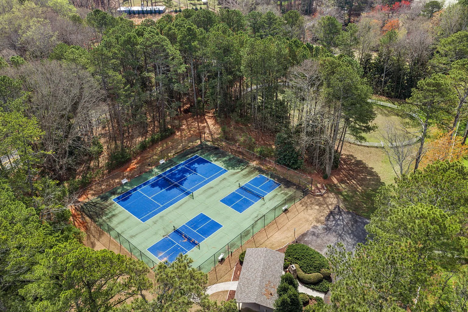15445 Thorntree Run